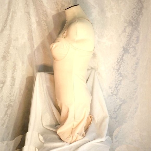 Bodyslimmer by Nancy Ganz Size 36 C - Picture 4 of 5